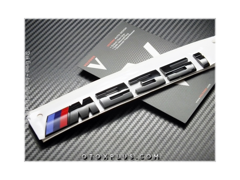 BMW 2 Serisi M 235 i / M235i Glossy Black / Parlak Siyah Bagaj Yazı