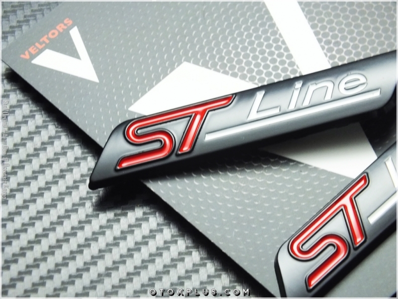 Ford ST Line Araç Yan Logo Amblem Seti