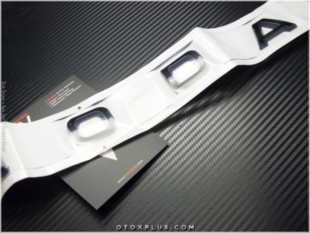 Skoda Yeni Nesil Parlak Siyah / Piano Black Skoda Bagaj Yazı Logo