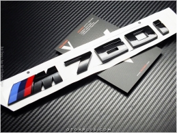 BMW Glossy Black / Parlak Siyah M 760 i / M760i Bagaj Yazı Logo Amblem