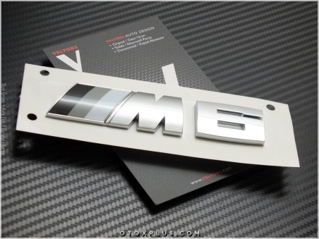 BMW Gri Siyah Beyaz M6 Bagaj Yazı Logo Amblem