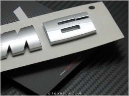 BMW Gri Siyah Beyaz M6 Bagaj Yazı Logo Amblem