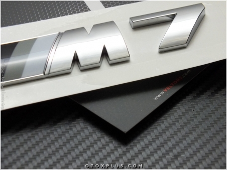 BMW Gri Siyah Beyaz M7 Bagaj Yazı Logo Amblem