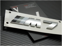 BMW Gri Siyah Beyaz M7 Bagaj Yazı Logo Amblem