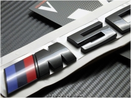BMW Glossy Black / Parlak Siyah M 50 i / M50i Bagaj Yazı Logo Amblem