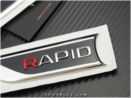 Skoda Rapid Orjinal Yan Çamurluk Logo Amblem Seti