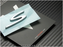 Porsche Taycan S Bagaj Yazı Logo Amblem Porsche Taycan S Bagaj Yazı Logo Amblem