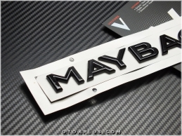 Mercedes Piano Black / Parlak Siyah MAYBACH Logo Amblem