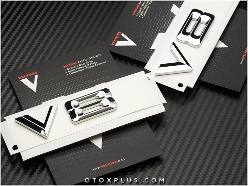 BMW V8 Araç Yan V8 Logo Amblem Seti