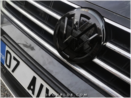 VW Tiguan Piano Black Ön Izgara Arka Bagaj Logo Amblem