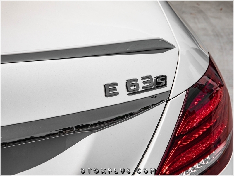 Mercedes E63 S / E 63S Bagaj Yazı E63S Logo Amblem Seti Mercedes E63 S / E 63S Bagaj Yazı E63S Logo Amblem Seti