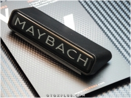 Mercedes MAYBACH Ön Izgara MAYBACH Logo Amblem Mercedes MAYBACH Ön Izgara MAYBACH Logo Amblem