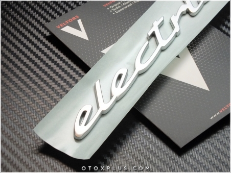 Porsche Taycan Electric Yan Yazı electric Logo Amblem