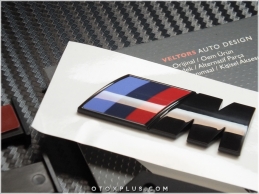 BMW Siyah / Black Ön Izgara M7 Logo Amblem BMW Siyah / Black Ön Izgara M7 Logo Amblem