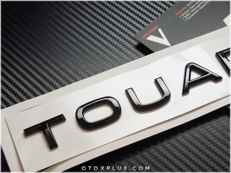 VW Touareg Black / Siyah Bagaj Yazısı Touareg Logo Amblem