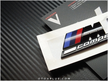 BMW Black / Siyah M6 Competition Bagaj Logo Amblem Seti