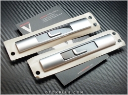 Range Rover Yan Kapı L Logo Amblem Seti