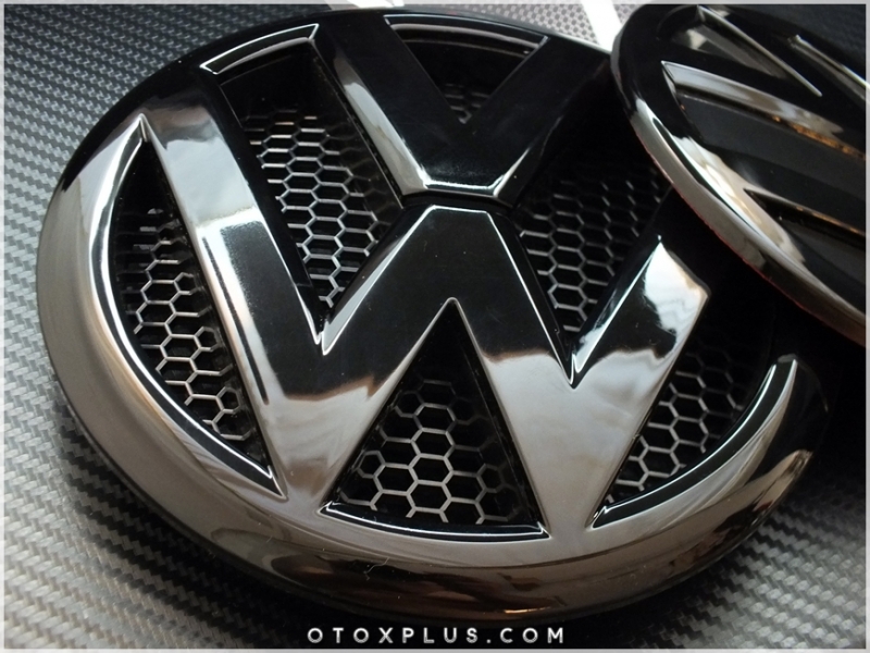 VW Transporter T5 Piano Black Ön Izgara Bagaj Logo Amblem
