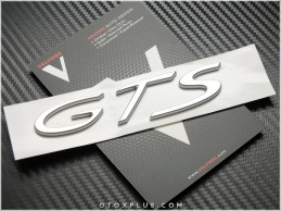 Porsche Silver / Gri GTS Bagaj Yazı GTS Logo Amblem Porsche Silver / Gri GTS Bagaj Yazı GTS Logo Amblem