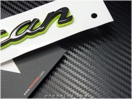 Porsche Macan Bagaj Yazı Macan Logo Amblem