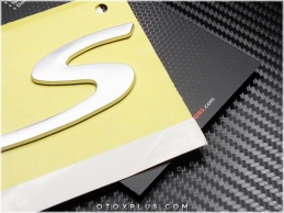 Porsche Gri S Bagaj Yazı Logo Amblem
