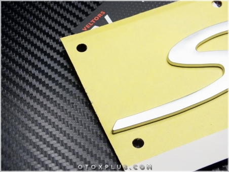 Porsche Gri S Bagaj Yazı Logo Amblem