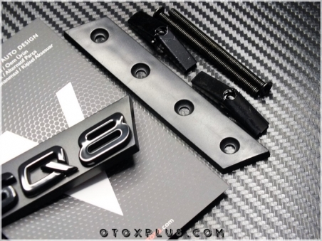 Audi Black / Siyah Q8 RSQ8 / RS Q8 Ön Izgara Logo Amblem Seti