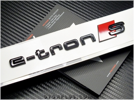 Audi e-tron S Bagaj Yazı e-tron S Logo Amblem