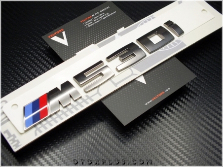 BMW Koyu Gri M 530 i / M 530i Bagaj Yazı Logo Amblem
