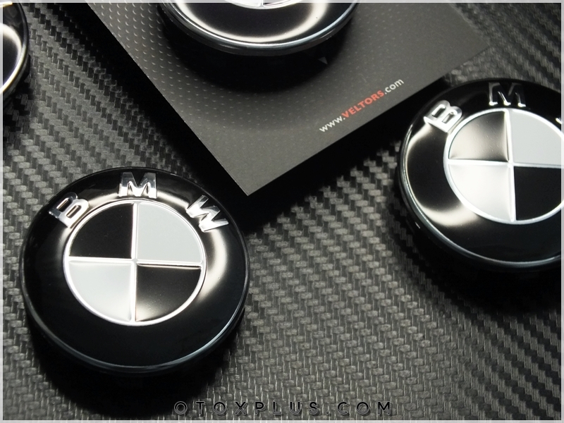 BMW Yeni Nesil Siyah / Beyaz Jant Göbeği Göbek Kapak Seti BMW Yeni Nesil Siyah / Beyaz Jant Göbeği Göbek Kapak Seti