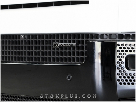 Land Rover Defender X Dynamic Logo Amblem