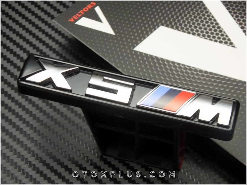 BMW Izgara X5 M Logo Amblem
