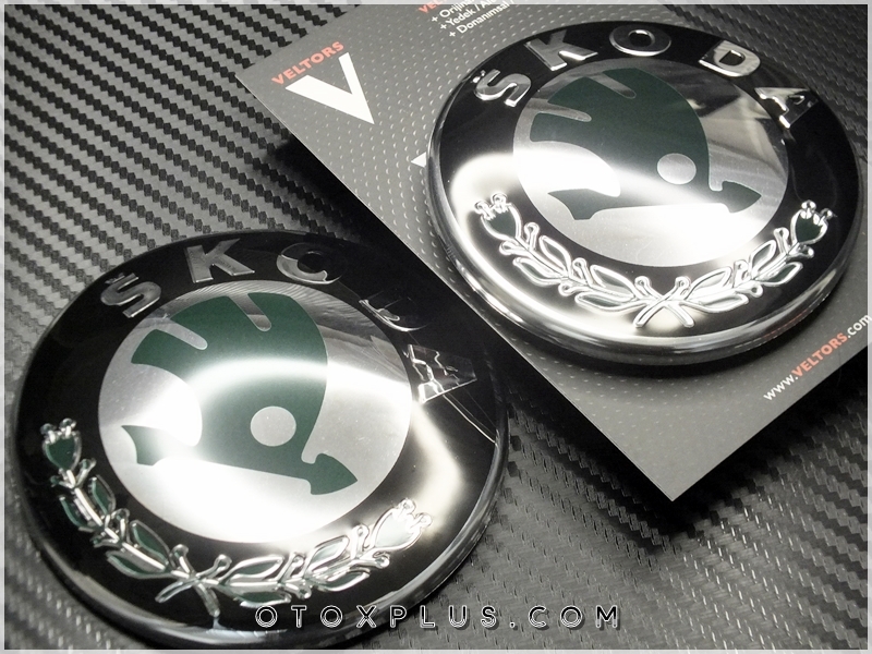 Skoda Octavia Fabia Roomster Superb Logo Amblem Seti