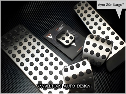 Mercedes AMG Logo Amblem Manuel Pedal Seti