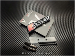 Audi RS8 Ön Izgara Logo Amblem Seti